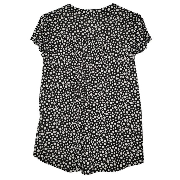Cocomo Plus Size 2X Black & White Geo Print Pintuck Short Flutter Sleeve Top - Picture 2 of 6